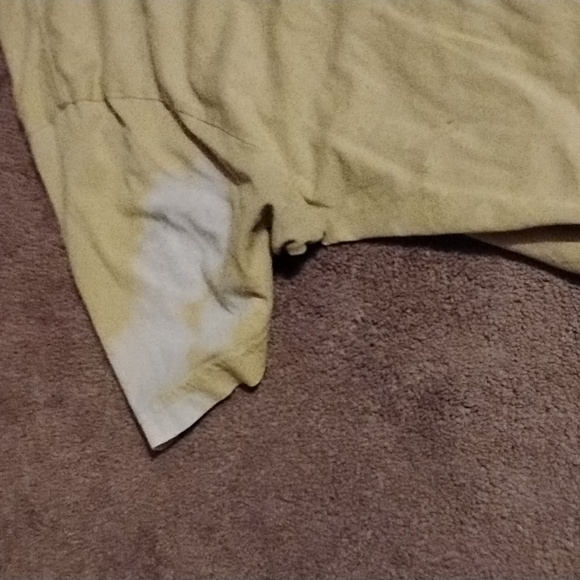 Graphic Lion T-Shirt - Picture 9 of 9